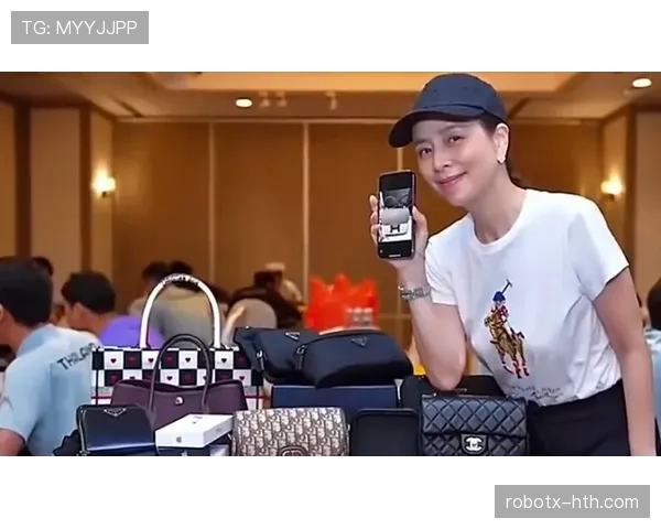 唐佳豪赛后穿拖鞋提着名牌包走出隧道，记者们全傻了